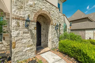 19 Brittany Rose Pl, The Woodlands, TX 77375 - Photo 4