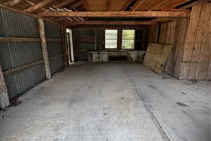 559 Madison, La Grange, TX 78945 - Photo 2