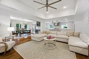 2503 Stoney Brook Dr, Houston, TX 77063 - Photo 8
