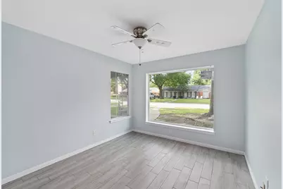 10623 Wickersham Lane, Houston, TX 77042 - Photo 24