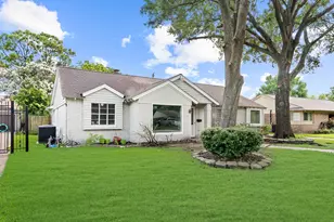 10623 Wickersham Ln, Houston, TX 77042 - Photo 1