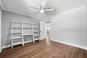 11102 Endicott Ln, Houston, TX 77035 - Photo 18
