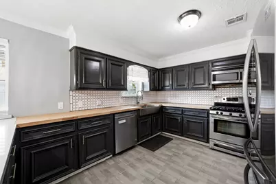 11102 Endicott Lane, Houston, TX 77035 - Photo 12