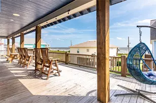 2576 Whitecap, Crystal Beach, TX 77650 - Photo 8