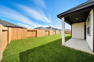 103 Bentwater Ln, Clute, TX 77531 - Photo 26