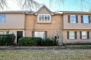 7136 Crownwest St, Houston, TX 77072 - Photo 1