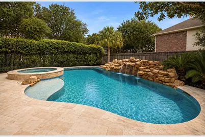 3 Amberstone Drive, Sugar Land, TX 77479 - Photo 4