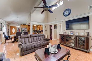 316 Hickman Ln, Angleton, TX 77515 - Photo 8