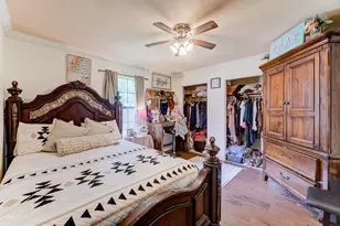 316 Hickman Ln, Angleton, TX 77515 - Photo 26