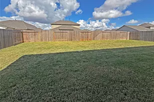 10906 Amador Peak Dr, Iowa Colony, TX 77583 - Photo 16