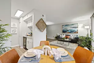 2020 Plantation Dr, Conroe, TX 77301 - Photo 10