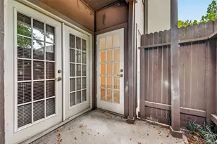 1201 Bering Dr, Houston, TX 77057 - Photo 26