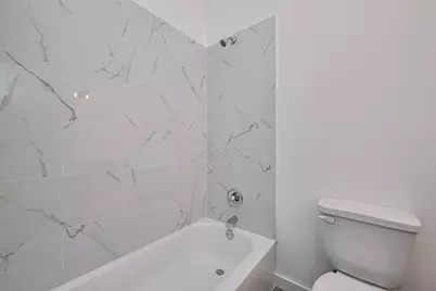 9007 Hilda Street, Houston, TX 77033 - Photo 10