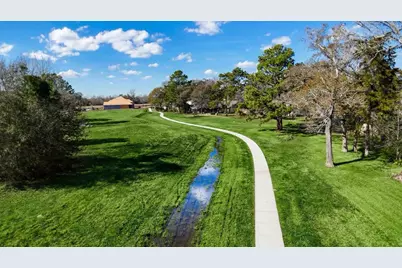 2319 Friendswood Trail, Friendswood, TX 77546 - Photo 4