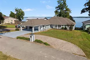341 Sam Houston Loop, Point Blank, TX 77364 - Photo 1