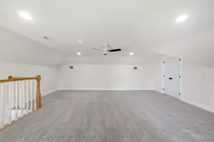 17397 Woodforest Dr, Waller, TX 77484 - Photo 32