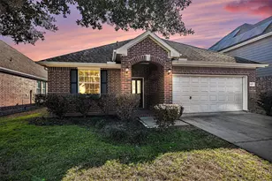 14119 Hollowmill Ln, Houston, TX 77082 - Photo 2