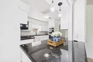 8315 Lichen Ln, Spring, TX 77379 - Photo 10