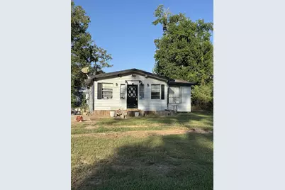 205 Joy Drive, Angleton, TX 77515 - Photo 2