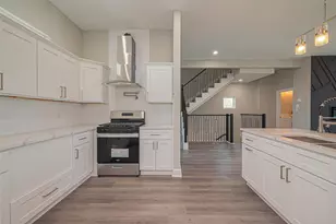 4746 Mallow Street E, Houston, TX 77033 - Photo 28