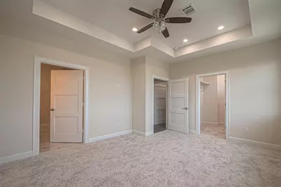 4746 Mallow Street E, Houston, TX 77033 - Photo 32