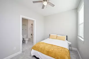 4746 Mallow Street E, Houston, TX 77033 - Photo 14