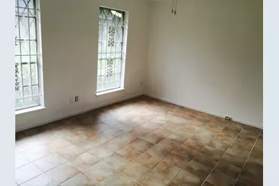10466 Hammerly Boulevard #70, Houston, TX 77043 - Photo 8