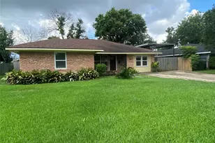 4929 Libbey Ln, Houston, TX 77092 - Photo 1