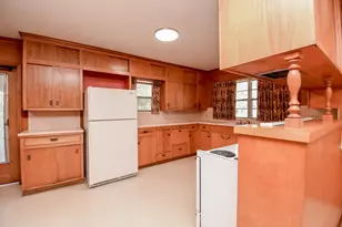 2116 Rosemary St, El Campo, TX 77437 - Photo 16