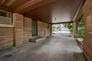 2116 Rosemary St, El Campo, TX 77437 - Photo 44