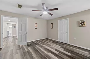 10613 Chadwick St, Houston, TX 77029 - Photo 20