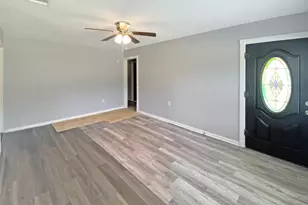 506 Azalea Dr, La Marque, TX 77568 - Photo 6