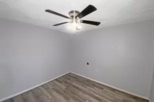 506 Azalea Dr, La Marque, TX 77568 - Photo 12