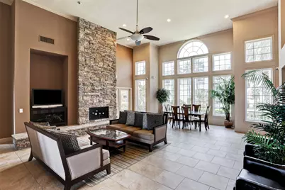 7000 Seawall Boulevard #611, Galveston, TX 77551 - Photo 2