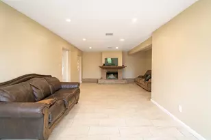 1424 N Avenue F, Freeport, TX 77541 - Photo 18