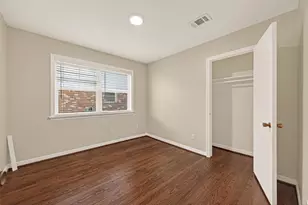 5211 Hummingbird St, Houston, TX 77035 - Photo 32