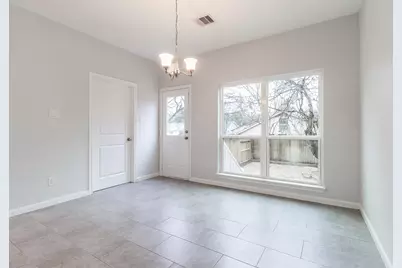 710 Barkley St Street #B, Houston, TX 77022 - Photo 4