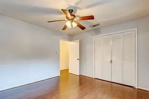 7350 Kirby Dr, Houston, TX 77030 - Photo 12