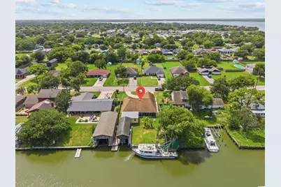 3902 18th Street N, Texas City, TX 77590 - Photo 1