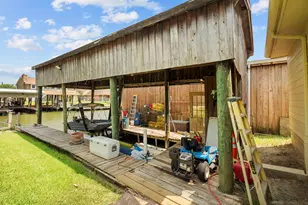 3902 18th St N, Texas City, TX 77590 - Photo 30