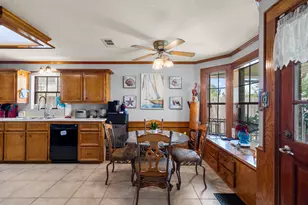 3902 18th St N, Texas City, TX 77590 - Photo 10