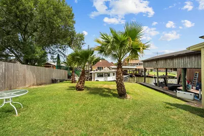 3902 18th Street N, Texas City, TX 77590 - Photo 32