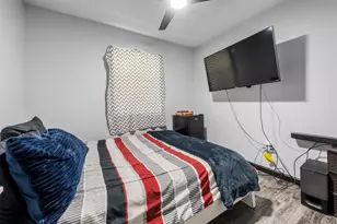 541 Trails End Dr, Cleveland, TX 77328 - Photo 16