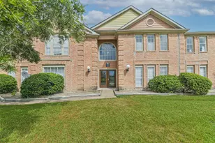 12400 Overbrook Ln, Houston, TX 77077 - Photo 2