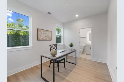 4712 Thornton Villas Lane, Houston, TX 77018 - Photo 8