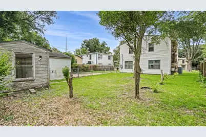 1225 3rd Avenue N, Texas City, TX 77590 - Photo 24