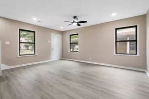 1225 3rd Ave N, Texas City, TX 77590 - Photo 4