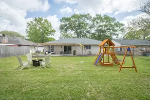 4102 Longhorn Dr, Baytown, TX 77521 - Photo 22