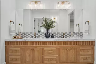 705 Walton St, Houston, TX 77009 - Photo 34