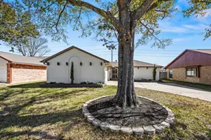 19922 Bridgedale Ln, Humble, TX 77338 - Photo 2